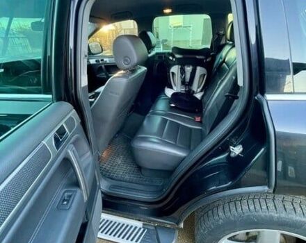 Черный Фольксваген Туарег, объемом двигателя 3 л и пробегом 309 тыс. км за 3200 $, фото 1 на Automoto.ua