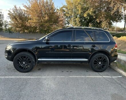 Черный Фольксваген Туарег, объемом двигателя 2.5 л и пробегом 253 тыс. км за 9100 $, фото 3 на Automoto.ua