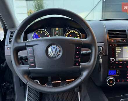 Чорний Фольксваген Туарег, об'ємом двигуна 2.5 л та пробігом 176 тис. км за 9950 $, фото 34 на Automoto.ua