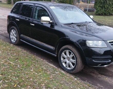 Черный Фольксваген Туарег, объемом двигателя 2.5 л и пробегом 317 тыс. км за 5000 $, фото 4 на Automoto.ua