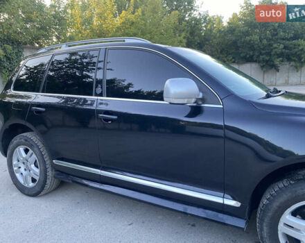 Черный Фольксваген Туарег, объемом двигателя 3 л и пробегом 340 тыс. км за 11000 $, фото 9 на Automoto.ua