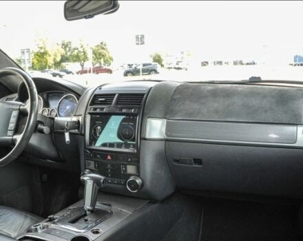 Черный Фольксваген Туарег, объемом двигателя 3 л и пробегом 215 тыс. км за 3333 $, фото 9 на Automoto.ua