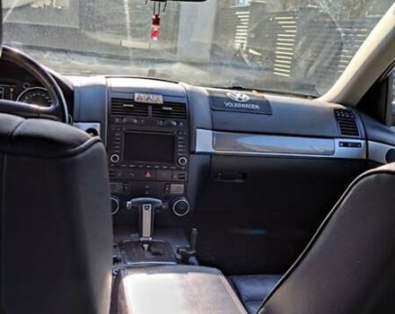 Чорний Фольксваген Туарег, об'ємом двигуна 3 л та пробігом 365 тис. км за 10700 $, фото 20 на Automoto.ua