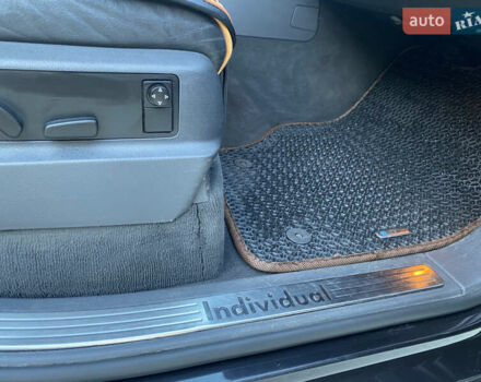 Черный Фольксваген Туарег, объемом двигателя 3 л и пробегом 340 тыс. км за 11000 $, фото 25 на Automoto.ua