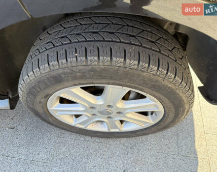 Черный Фольксваген Туарег, объемом двигателя 3 л и пробегом 340 тыс. км за 7500 $, фото 16 на Automoto.ua