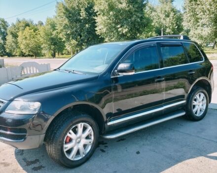 Черный Фольксваген Туарег, объемом двигателя 2.5 л и пробегом 280 тыс. км за 8000 $, фото 3 на Automoto.ua