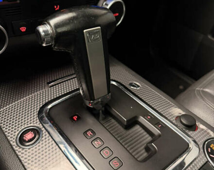 Черный Фольксваген Туарег, объемом двигателя 4.9 л и пробегом 340 тыс. км за 6900 $, фото 100 на Automoto.ua