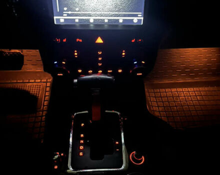 Чорний Фольксваген Туарег, об'ємом двигуна 3 л та пробігом 230 тис. км за 14000 $, фото 40 на Automoto.ua