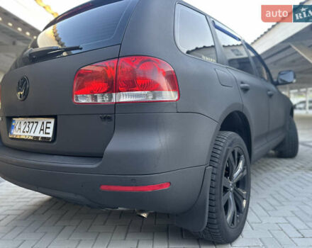 Чорний Фольксваген Туарег, об'ємом двигуна 3.2 л та пробігом 520 тис. км за 7600 $, фото 16 на Automoto.ua