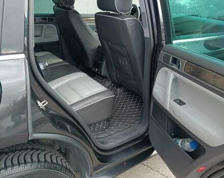 Чорний Фольксваген Туарег, об'ємом двигуна 2.97 л та пробігом 299 тис. км за 6000 $, фото 9 на Automoto.ua