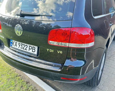 Черный Фольксваген Туарег, объемом двигателя 2.97 л и пробегом 281 тыс. км за 10500 $, фото 10 на Automoto.ua