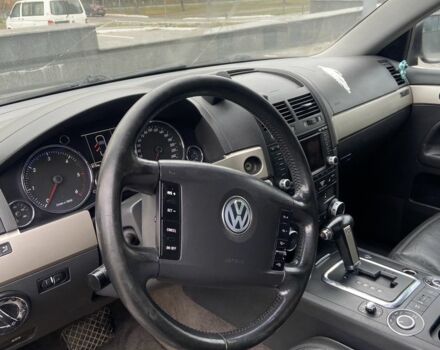 Черный Фольксваген Туарег, объемом двигателя 2.5 л и пробегом 1 тыс. км за 5000 $, фото 12 на Automoto.ua