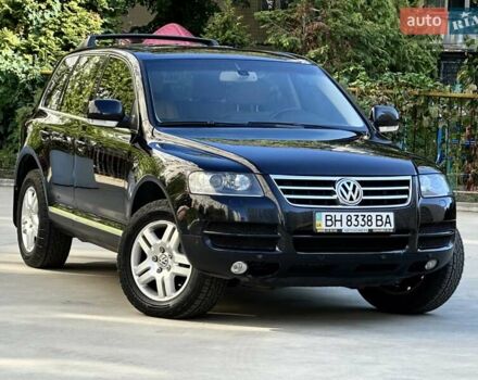 Черный Фольксваген Туарег, объемом двигателя 3.2 л и пробегом 165 тыс. км за 9999 $, фото 3 на Automoto.ua