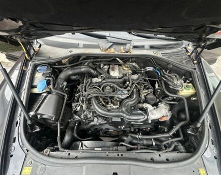 Черный Фольксваген Туарег, объемом двигателя 3 л и пробегом 490 тыс. км за 5700 $, фото 10 на Automoto.ua