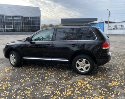 Чорний Фольксваген Туарег, об'ємом двигуна 3 л та пробігом 300 тис. км за 8500 $, фото 5 на Automoto.ua