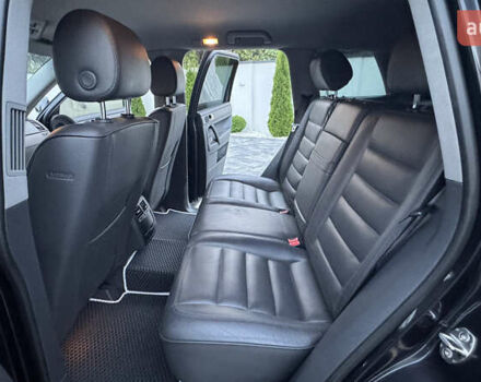 Чорний Фольксваген Туарег, об'ємом двигуна 2.5 л та пробігом 176 тис. км за 9950 $, фото 12 на Automoto.ua