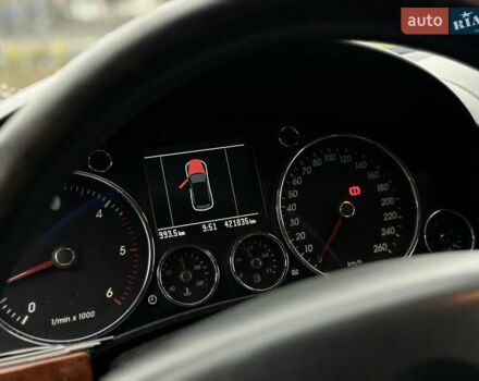 Черный Фольксваген Туарег, объемом двигателя 2.97 л и пробегом 421 тыс. км за 8000 $, фото 7 на Automoto.ua