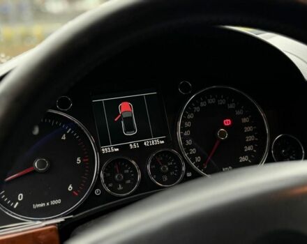 Черный Фольксваген Туарег, объемом двигателя 3 л и пробегом 420 тыс. км за 8000 $, фото 6 на Automoto.ua