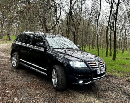 Черный Фольксваген Туарег, объемом двигателя 3 л и пробегом 337 тыс. км за 11000 $, фото 8 на Automoto.ua