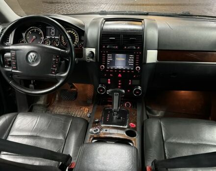 Чорний Фольксваген Туарег, об'ємом двигуна 3 л та пробігом 450 тис. км за 4950 $, фото 10 на Automoto.ua