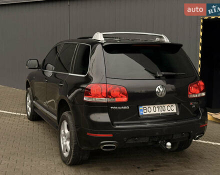 Черный Фольксваген Туарег, объемом двигателя 4.9 л и пробегом 340 тыс. км за 6900 $, фото 79 на Automoto.ua