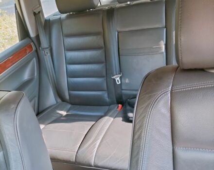 Черный Фольксваген Туарег, объемом двигателя 2.5 л и пробегом 280 тыс. км за 8000 $, фото 1 на Automoto.ua