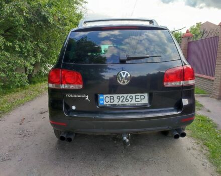 Черный Фольксваген Туарег, объемом двигателя 2.5 л и пробегом 332 тыс. км за 9500 $, фото 1 на Automoto.ua