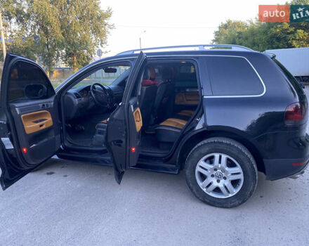 Черный Фольксваген Туарег, объемом двигателя 3 л и пробегом 340 тыс. км за 11000 $, фото 11 на Automoto.ua