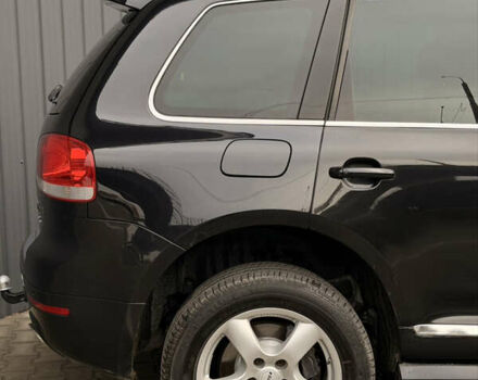 Черный Фольксваген Туарег, объемом двигателя 4.9 л и пробегом 340 тыс. км за 6900 $, фото 35 на Automoto.ua