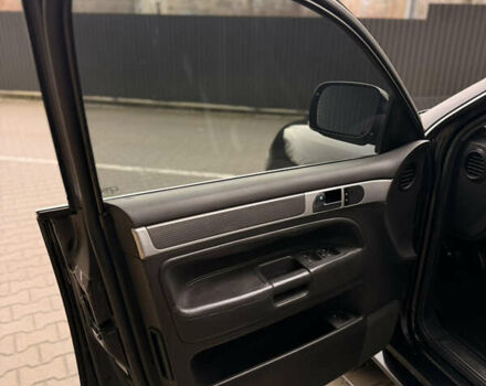 Черный Фольксваген Туарег, объемом двигателя 4.9 л и пробегом 340 тыс. км за 6900 $, фото 46 на Automoto.ua