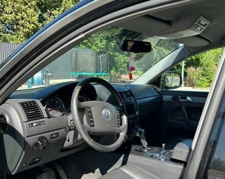 Чорний Фольксваген Туарег, об'ємом двигуна 3 л та пробігом 247 тис. км за 10200 $, фото 7 на Automoto.ua