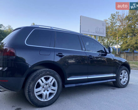 Черный Фольксваген Туарег, объемом двигателя 3 л и пробегом 340 тыс. км за 11000 $, фото 7 на Automoto.ua
