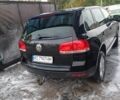 Чорний Фольксваген Туарег, об'ємом двигуна 3 л та пробігом 285 тис. км за 8500 $, фото 2 на Automoto.ua