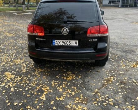 Чорний Фольксваген Туарег, об'ємом двигуна 3 л та пробігом 300 тис. км за 8500 $, фото 4 на Automoto.ua