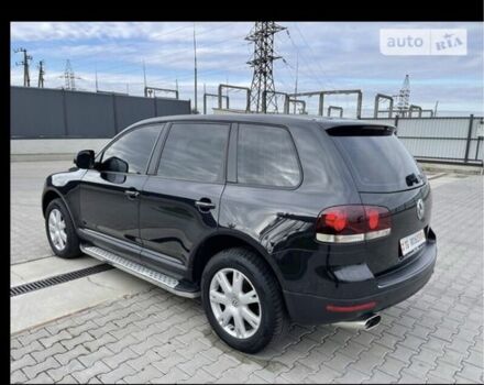 Черный Фольксваген Туарег, объемом двигателя 3 л и пробегом 236 тыс. км за 13000 $, фото 2 на Automoto.ua