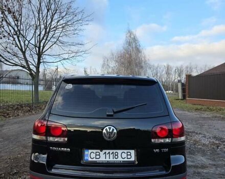 Черный Фольксваген Туарег, объемом двигателя 2.97 л и пробегом 296 тыс. км за 8800 $, фото 4 на Automoto.ua