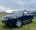 Фольксваген Туарег 2007 у Конотопе на Automoto.ua Чорний Фольксваген Туарег, об'ємом двигуна 3 л та пробігом 340 тис. км за 11850 $, фото 2 на Automoto.ua