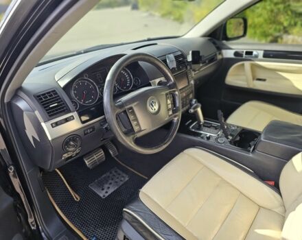 Фольксваген Туарег 2007 в Киеве на Automoto.ua Черный Фольксваген Туарег, объемом двигателя 4.2 л и пробегом 356 тыс. км за 11000 $, фото 6 на Automoto.ua