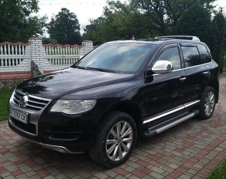 Черный Фольксваген Туарег, объемом двигателя 0 л и пробегом 218 тыс. км за 11900 $, фото 1 на Automoto.ua