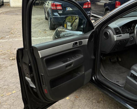 Черный Фольксваген Туарег, объемом двигателя 3 л и пробегом 351 тыс. км за 13500 $, фото 30 на Automoto.ua