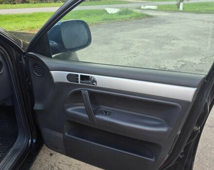 Черный Фольксваген Туарег, объемом двигателя 2.5 л и пробегом 352 тыс. км за 7500 $, фото 13 на Automoto.ua