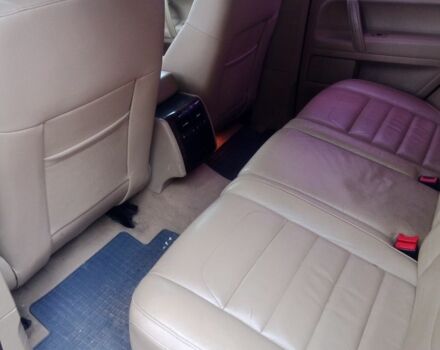 Черный Фольксваген Туарег, объемом двигателя 3.6 л и пробегом 339 тыс. км за 9400 $, фото 7 на Automoto.ua