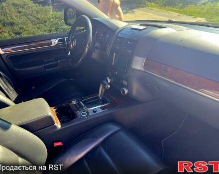 Фольксваген Туарег 2007 у Харкові на Automoto.ua Чорний Фольксваген Туарег, об'ємом двигуна 3 л та пробігом 240 тис. км за 8500 $, фото 4 на Automoto.ua