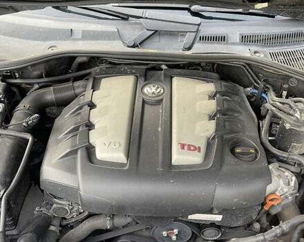 Чорний Фольксваген Туарег, об'ємом двигуна 3 л та пробігом 220 тис. км за 10500 $, фото 12 на Automoto.ua