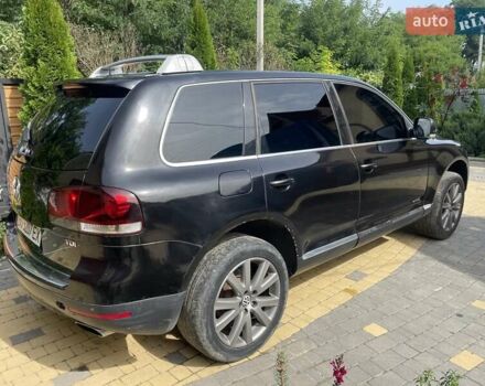 Черный Фольксваген Туарег, объемом двигателя 2.46 л и пробегом 450 тыс. км за 10000 $, фото 8 на Automoto.ua
