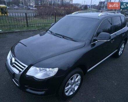 Черный Фольксваген Туарег, объемом двигателя 2.97 л и пробегом 238 тыс. км за 12600 $, фото 2 на Automoto.ua