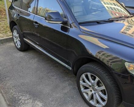 Чорний Фольксваген Туарег, об'ємом двигуна 2.97 л та пробігом 319 тис. км за 10600 $, фото 4 на Automoto.ua