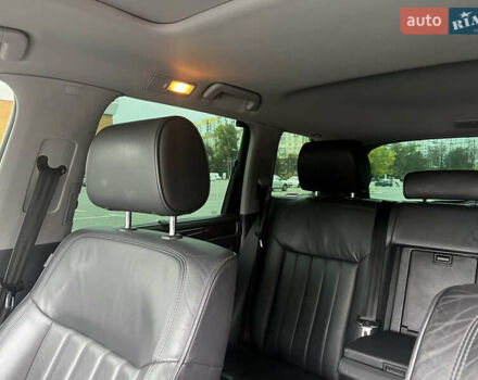 Черный Фольксваген Туарег, объемом двигателя 4.9 л и пробегом 252 тыс. км за 13800 $, фото 48 на Automoto.ua