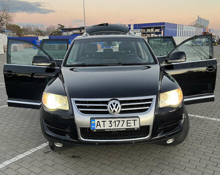 Черный Фольксваген Туарег, объемом двигателя 3 л и пробегом 230 тыс. км за 10200 $, фото 41 на Automoto.ua