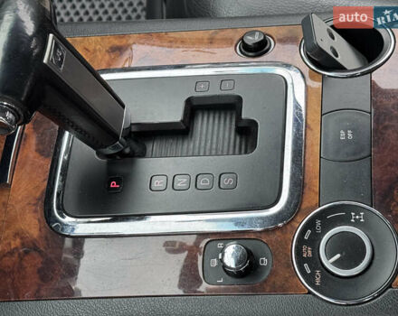 Черный Фольксваген Туарег, объемом двигателя 2.97 л и пробегом 294 тыс. км за 10508 $, фото 27 на Automoto.ua